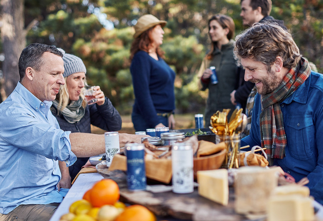 Picnicking on the Sonoma Coast. Images